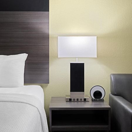 Baymont Inn & Suites By Wyndham Liberty Extérieur photo