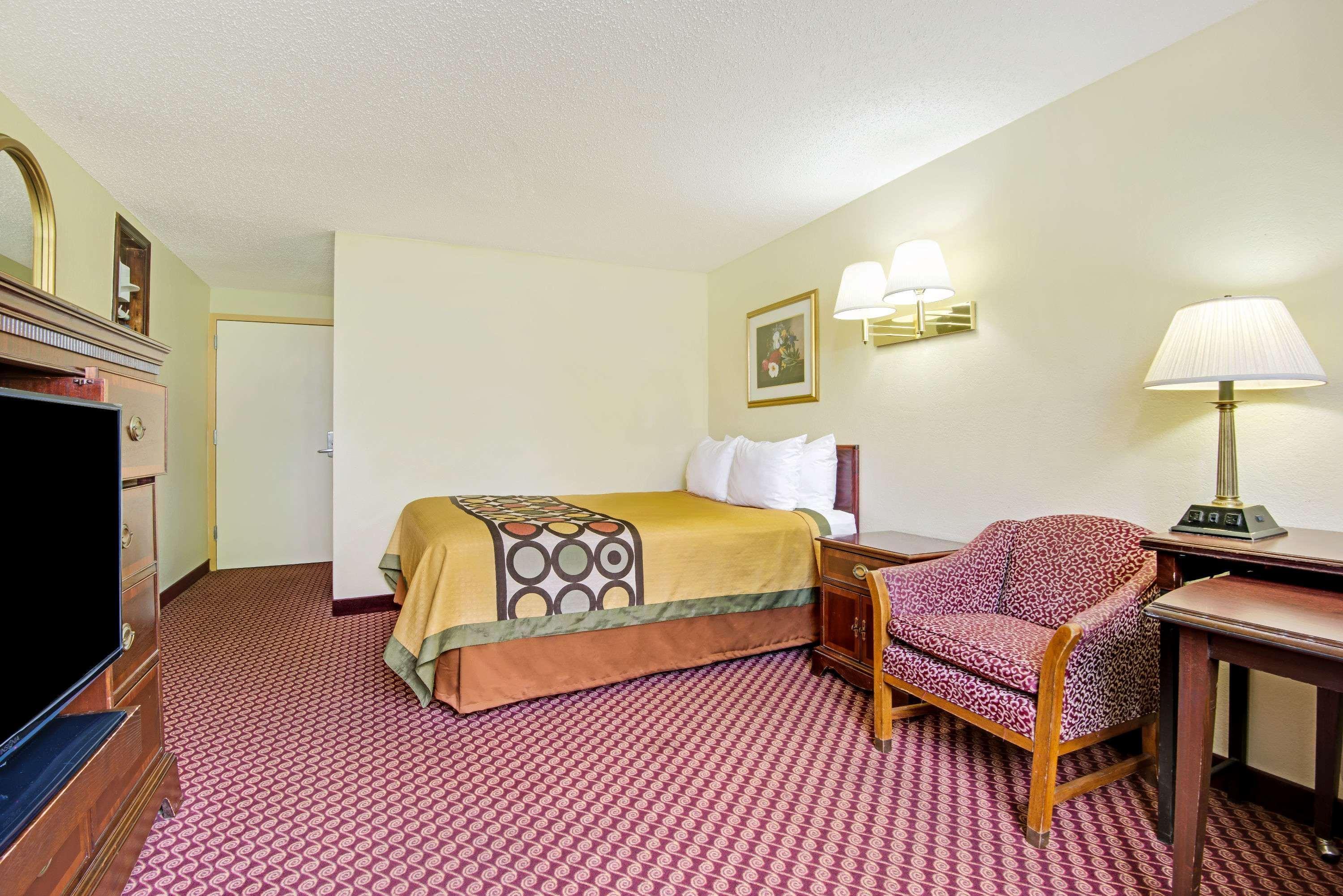 Baymont Inn & Suites By Wyndham Liberty Extérieur photo