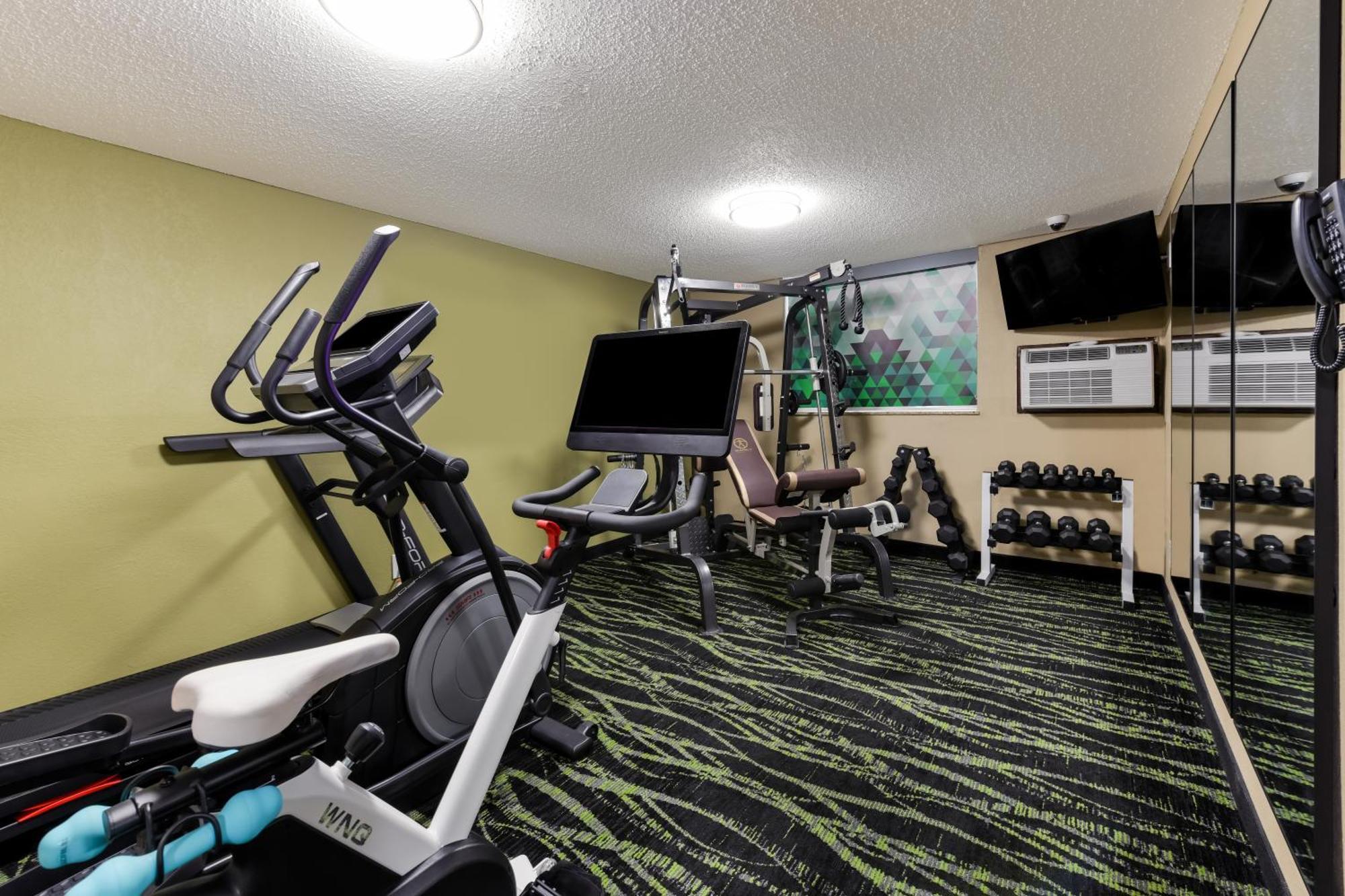 Baymont Inn & Suites By Wyndham Liberty Extérieur photo
